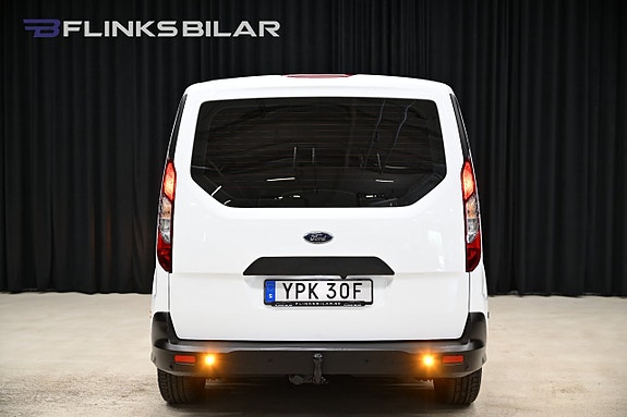 Ford Transit Connect 15 of 30