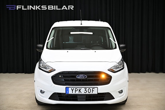Ford Transit Connect 17 of 30