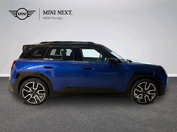 MINI Aceman E 3 of 5