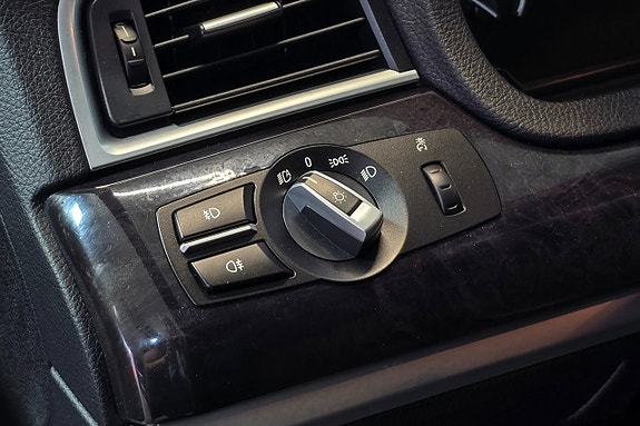 BMW 530d 16 of 29