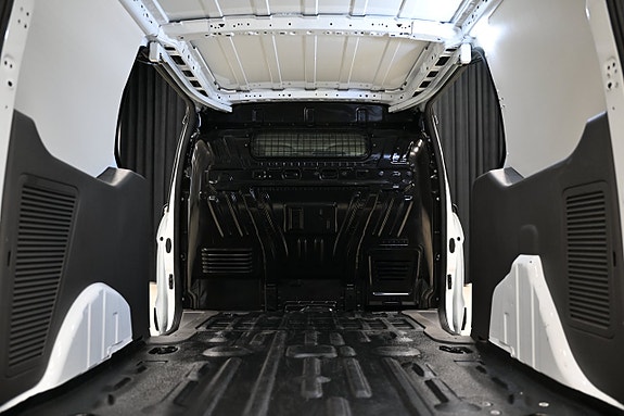 Ford Transit Connect 9 of 27