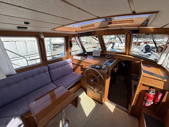 Nauticat 33 7 of 24