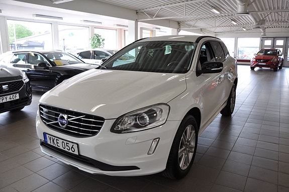 Volvo XC60 4 of 5