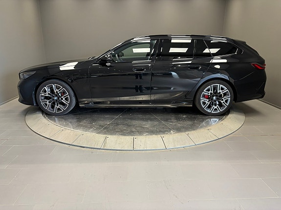 BMW 530e 2 of 24