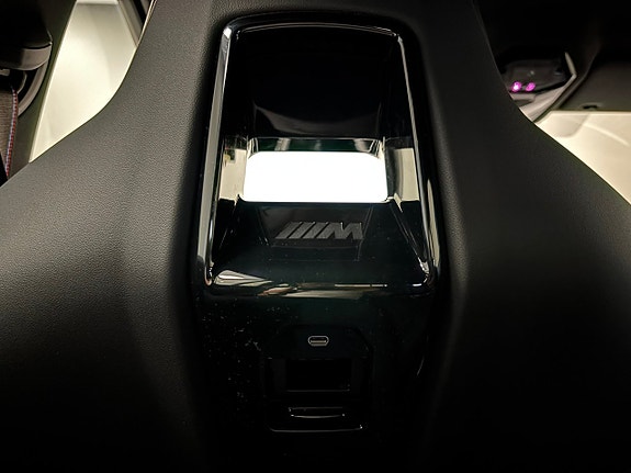 BMW 530e 13 of 24