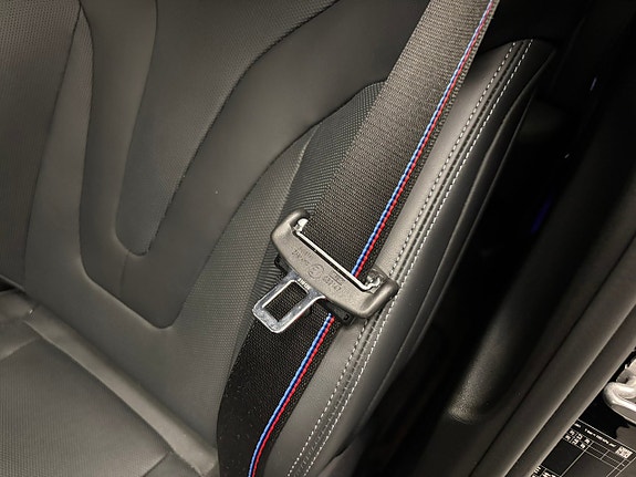 BMW 530e 18 of 24