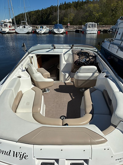 Regal 2450 LSC 4 of 9