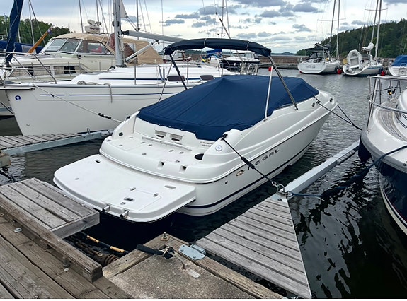 Regal 2450 LSC 8 of 9