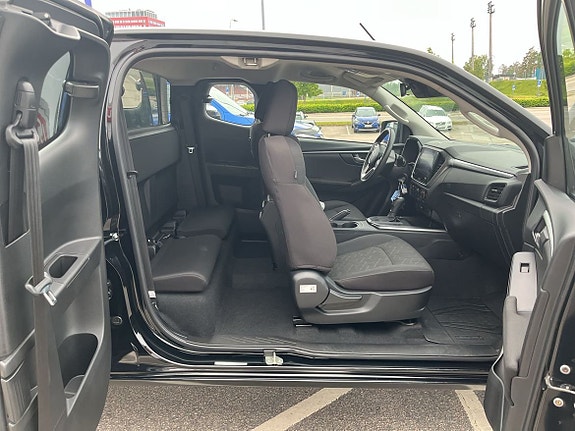 Isuzu D-max 7 of 11