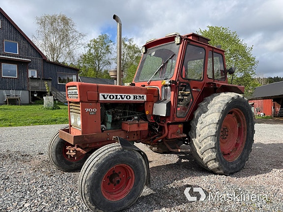Traktor Volvo BM 700