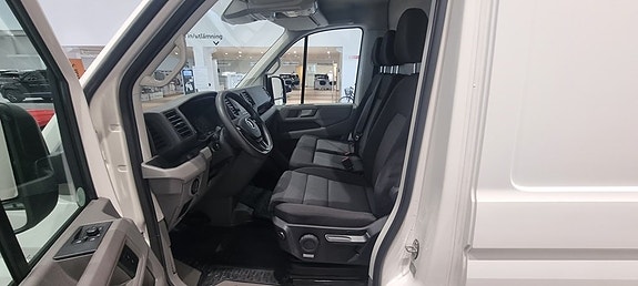 Volkswagen Crafter 8 of 10