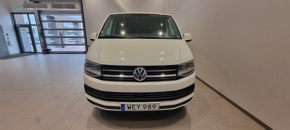 Volkswagen Transporter 2 of 5