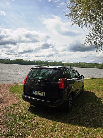Peugeot 5008 3 of 5