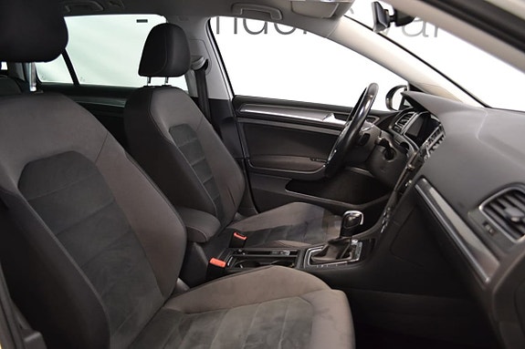 Volkswagen Golf Alltrack 6 of 12