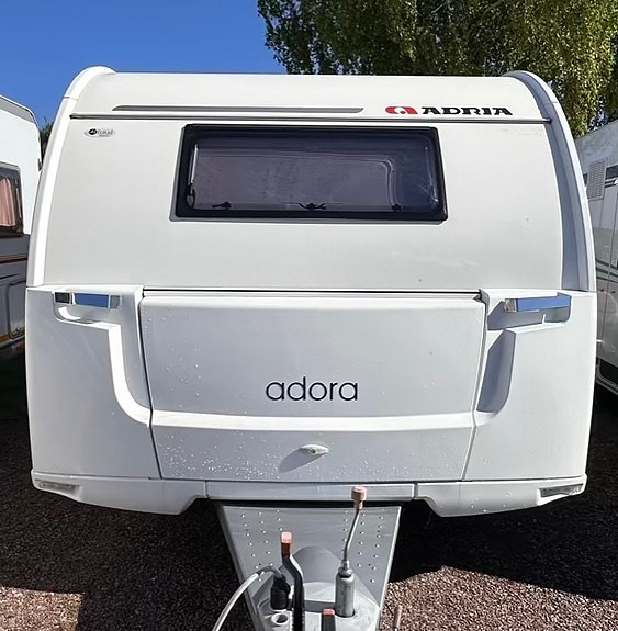 Adria Adora 613 HT 3 of 17