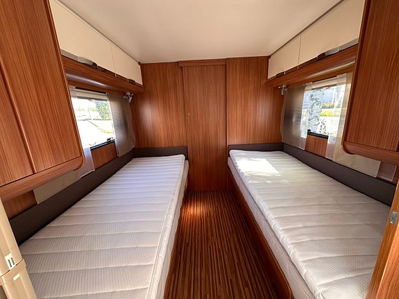 Adria Adora 613 HT 14 of 17