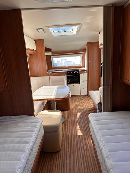 Adria Adora 613 HT 10 of 17
