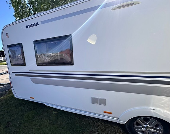 Adria Adora 613 HT 5 of 17