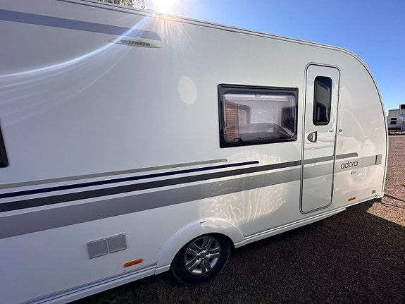 Adria Adora 613 HT 4 of 17