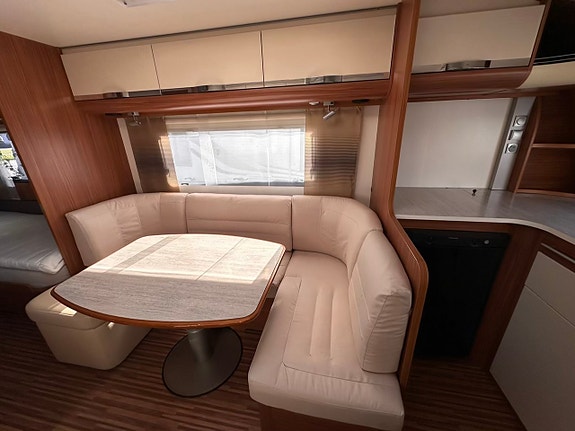 Adria Adora 613 HT 12 of 17