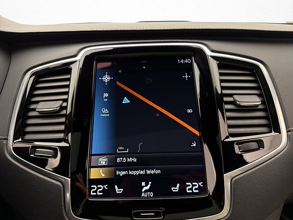 Volvo XC90 21 of 30