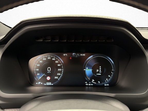 Volvo XC90 26 of 30