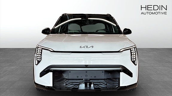 Kia EV3 2 of 15