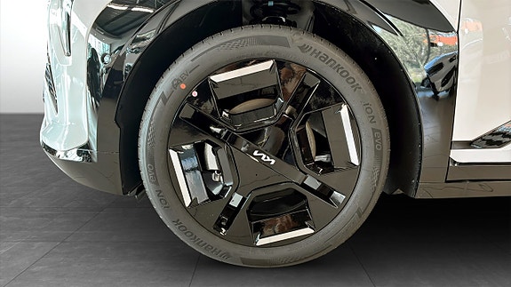 Kia EV3 7 of 15
