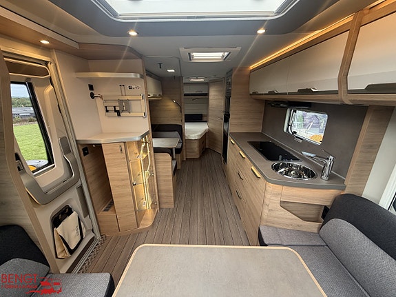 Knaus SÜDWIND BLACK SELECTION 650 UDF | KAMPANJ 8 of 21