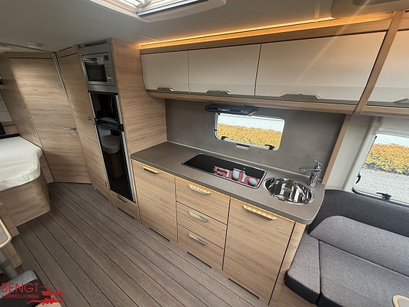 Knaus SÜDWIND BLACK SELECTION 650 UDF | KAMPANJ 15 of 21