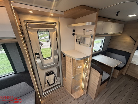 Knaus SÜDWIND BLACK SELECTION 650 UDF | KAMPANJ 11 of 21