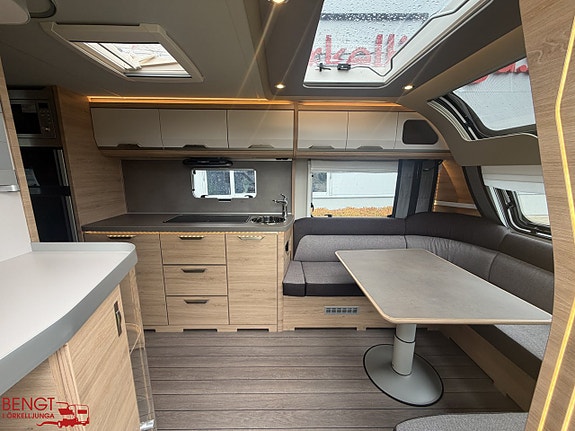 Knaus SÜDWIND BLACK SELECTION 650 UDF | KAMPANJ 6 of 21