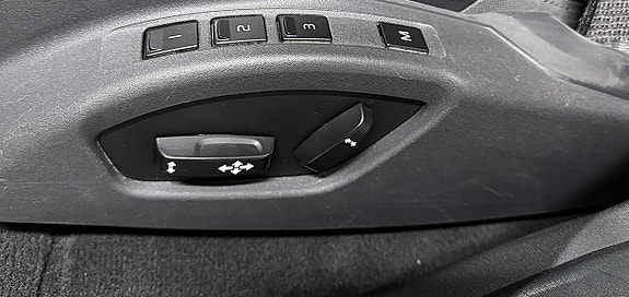 Volvo XC60 29 of 30
