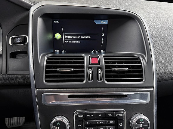 Volvo XC60 18 of 30