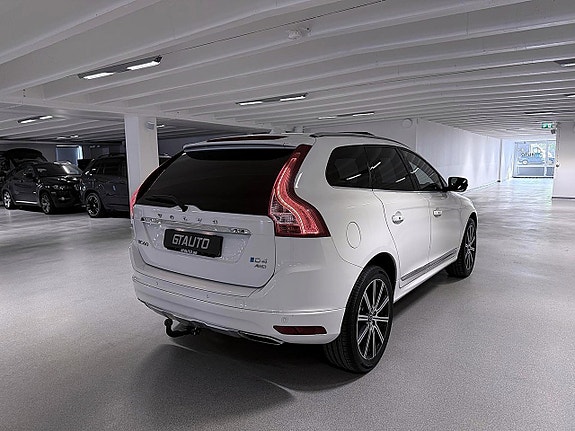 Volvo XC60 5 of 30