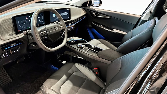 Kia EV6 11 of 17