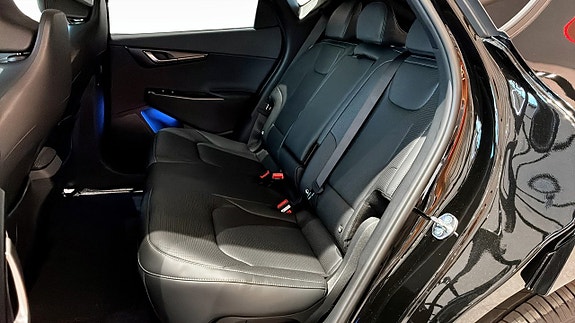 Kia EV6 10 of 17