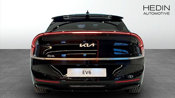 Kia EV6 3 of 17