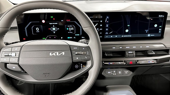 Kia EV3 11 of 15