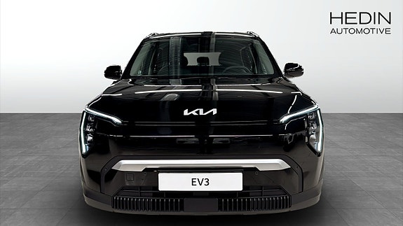Kia EV3 2 of 15