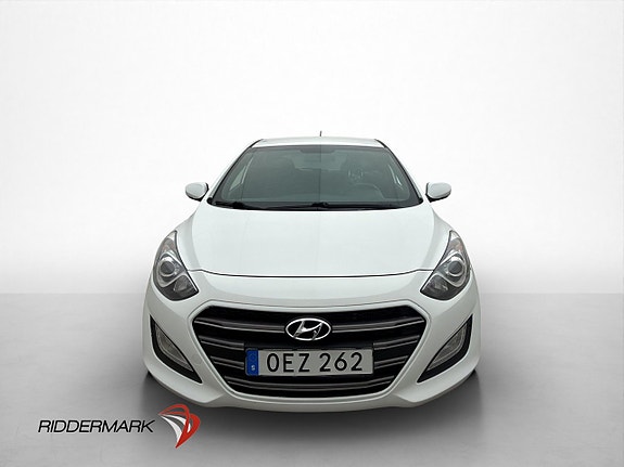 Hyundai i30 2 of 5