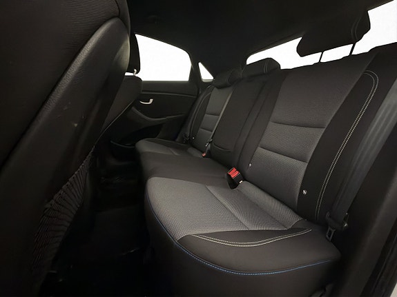 Hyundai i30 25 of 30