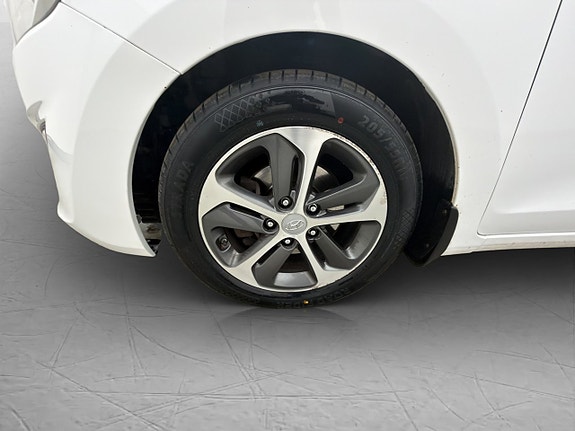 Hyundai i30 27 of 30