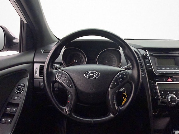 Hyundai i30 13 of 30