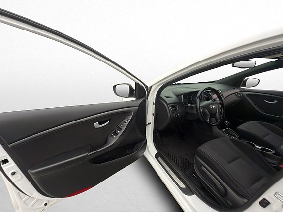 Hyundai i30 10 of 30