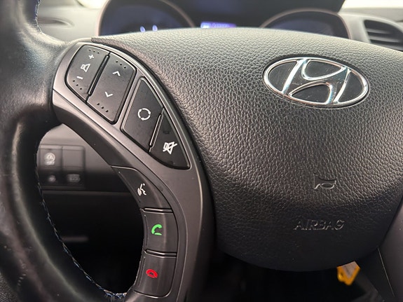 Hyundai i30 16 of 30