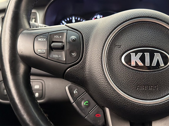 Kia Carens 15 of 29