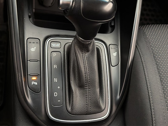Kia Carens 21 of 29