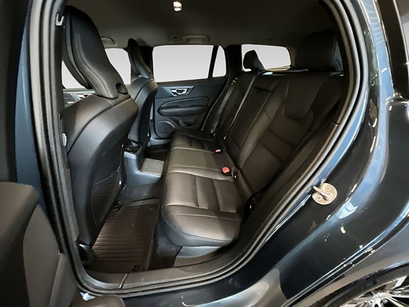 Volvo V60 10 of 17