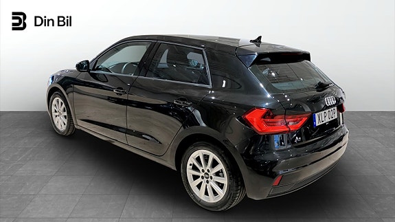 Audi A1 3 of 5